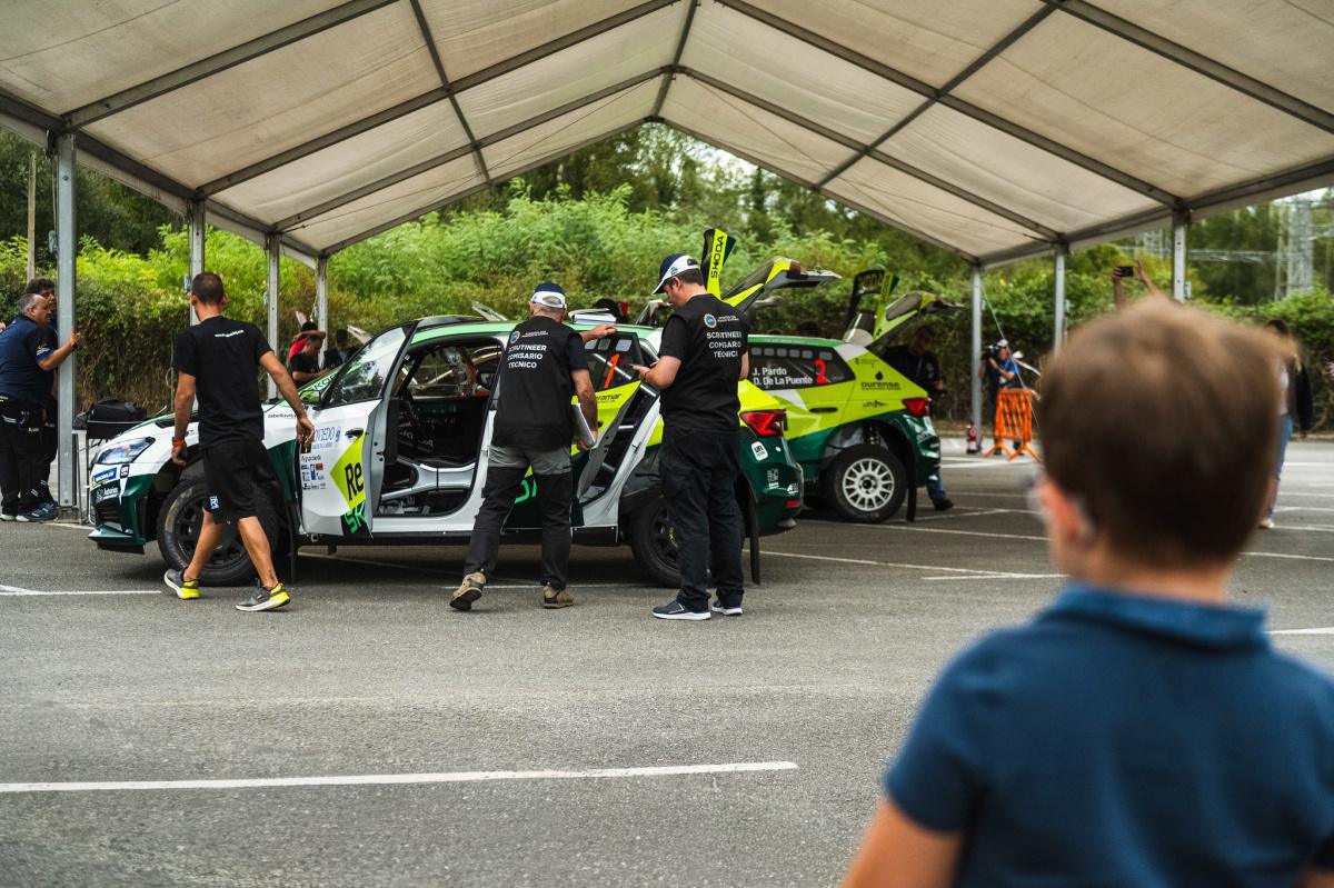 Banderazo de salida al 62 Rally Blendio Princesa de Asturias Ciudad de Oviedo Banderazo de salida al 62 Rally Blendio Princesa de Asturias Ciudad de Oviedo