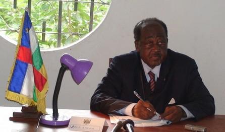 Centrafrique Deces De L Ancien Premier Ministre Abel Goumba