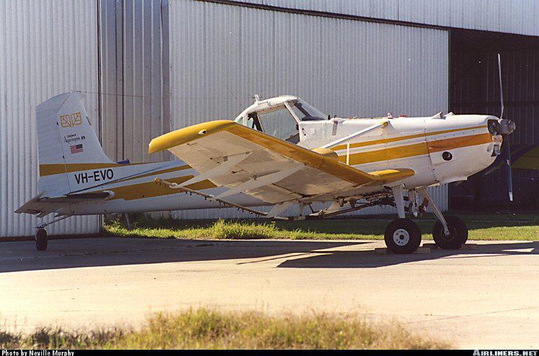 Le Cessna 188 fabriqué par Cessna Aircraft Company (USA) 