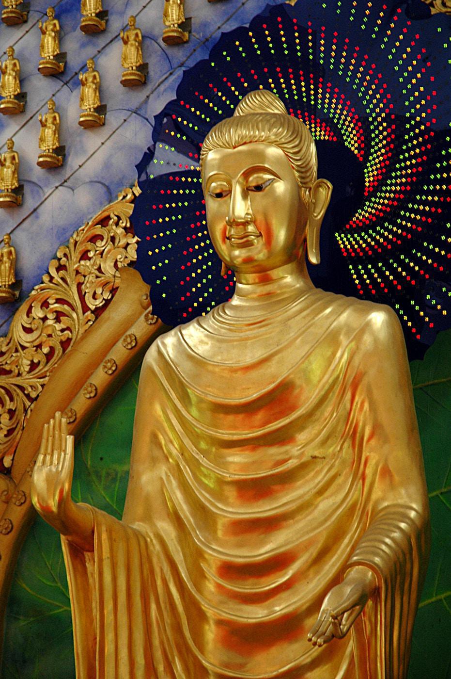  Abhaya Mudra أبديا-مودرا