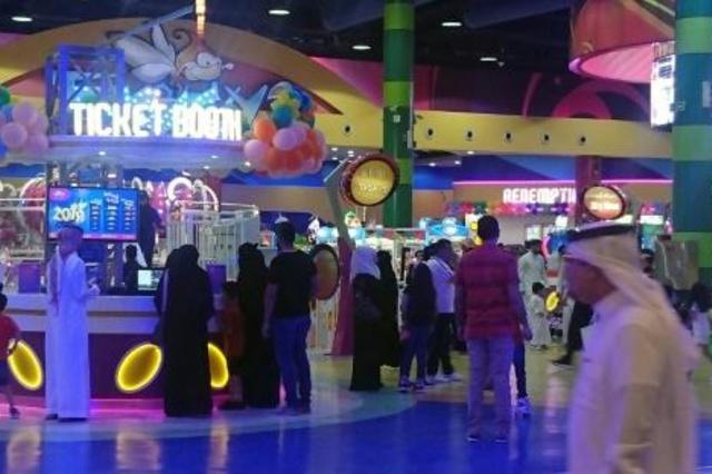  متاجر سعودية تبقي أبوابها مفتوحة في أوقات الصلاة
