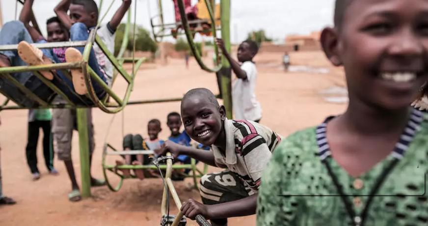  صورة في كتاب مدرسي تثير جدلا واسعا حول الإصلاحات في السودان 