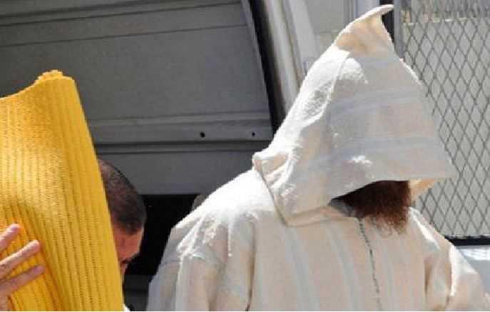 طنجة : 30 سنة سجنا نافذا في حق موظف ديني أدين بهتك عرض قاصرات طنجة : 30 سنة سجنا نافذا في حق موظف ديني أدين بهتك عرض قاصرات