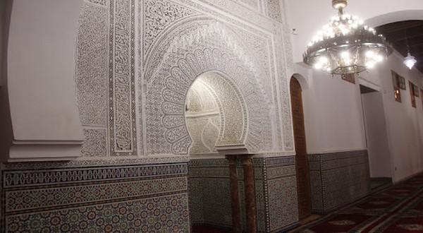  جامع الأندلس بفاس... منارة روحية تبرز أصالة الفن المعماري المغربي