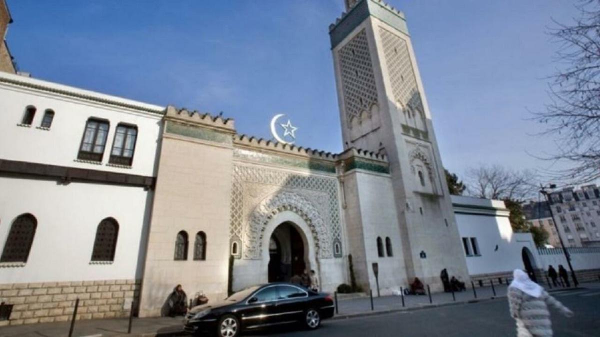 فرنسا تنظم "منتدى للإسلام" في فبراير