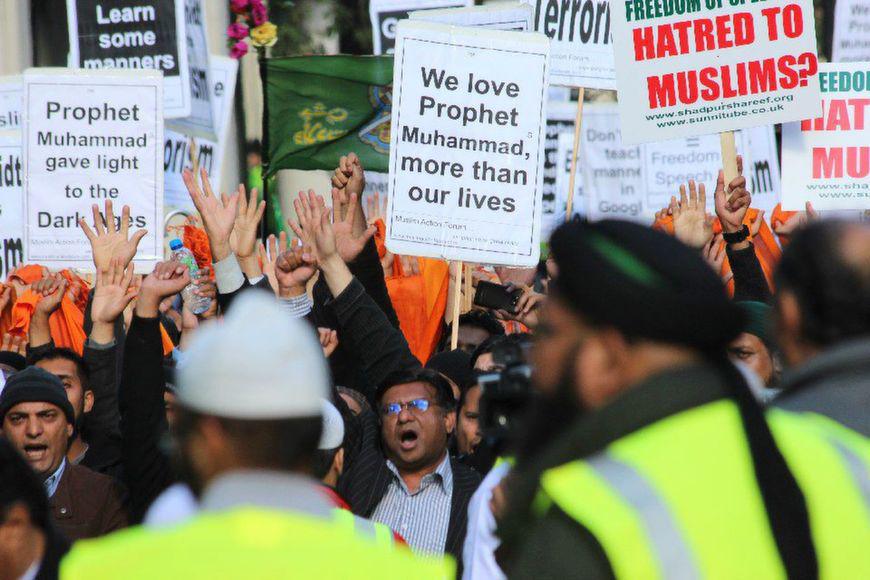 بريطانيا. دعوة لمقاطعة السينما بعد احتجاجات "سيدة الجنة"  بريطانيا. دعوة لمقاطعة السينما بعد احتجاجات "سيدة الجنة"