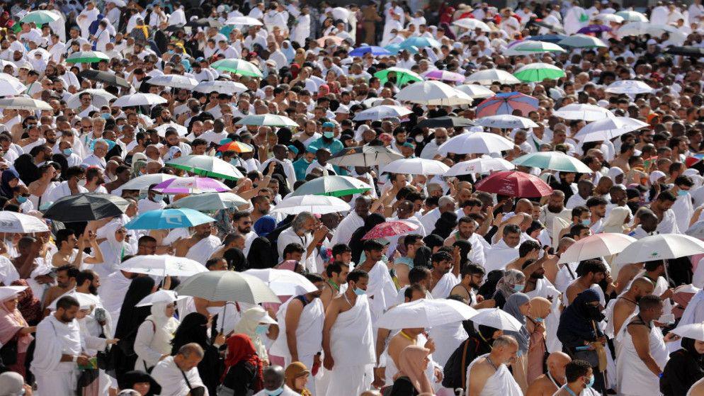الحر الشديد تحد إضافي للحجاج في السعودية الحر الشديد تحد إضافي للحجاج في السعودية