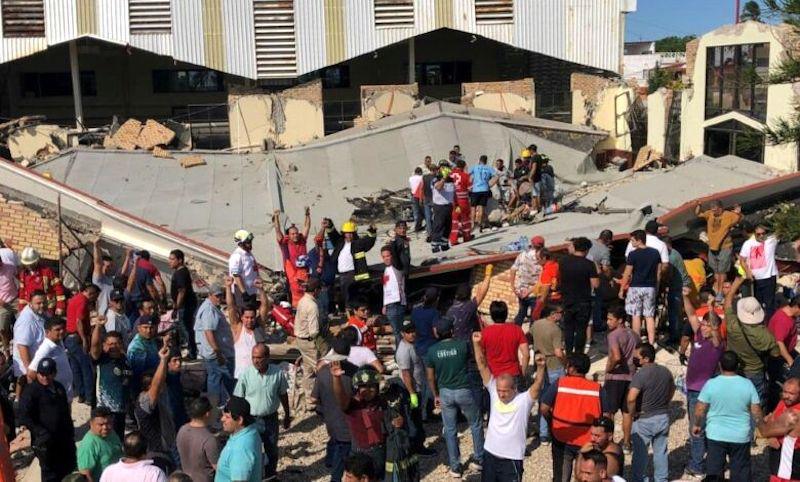 مصرع 10 أشخاص على الأقل وإصابة 60 آخرين جراء انهيار سقف كنيسة بالمكسيك