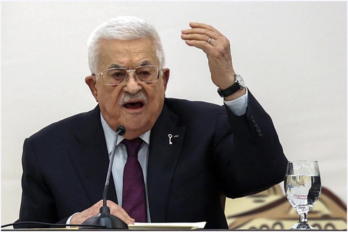 محمود عباس ينفي وجود الهياكل اليهودية في القدس وينتقد حماس