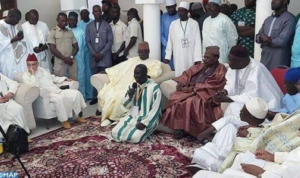 مشاركة مغربية بارزة في احتفالات المولد النبوي بالسنغال مشاركة مغربية بارزة في احتفالات المولد النبوي بالسنغال