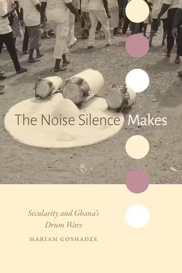 الضوضاء التي يصنعها الصمت الضوضاء التي يصنعها الصمت