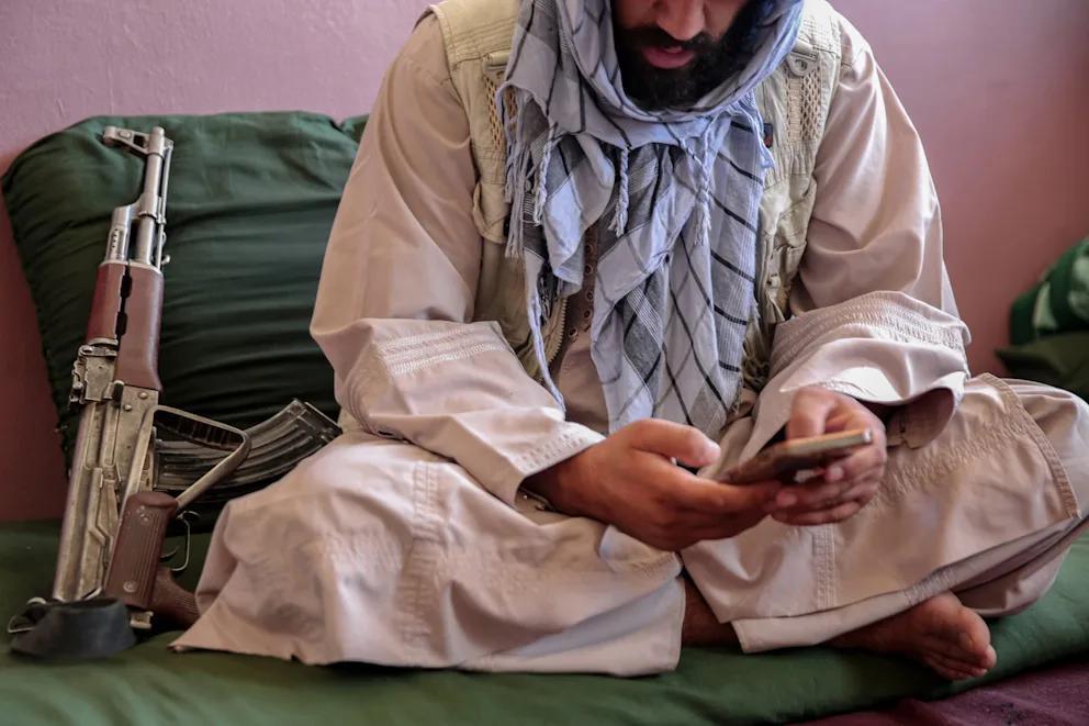  أزمة جديدة تضاف إلى الأزمات القائمة. طالبان تقطع الإنترنت بالكامل في أفغانستان