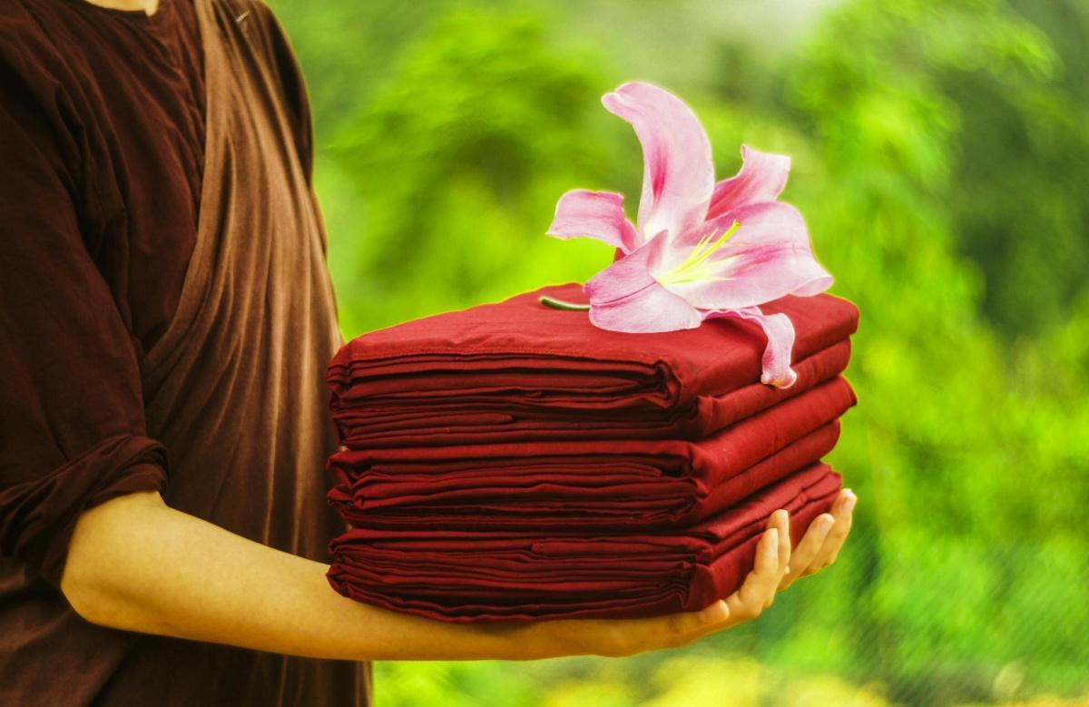 عيد كاثينا... روح العطاء في التقاليد البوذية الثيرافادا عيد كاثينا... روح العطاء في التقاليد البوذية الثيرافادا