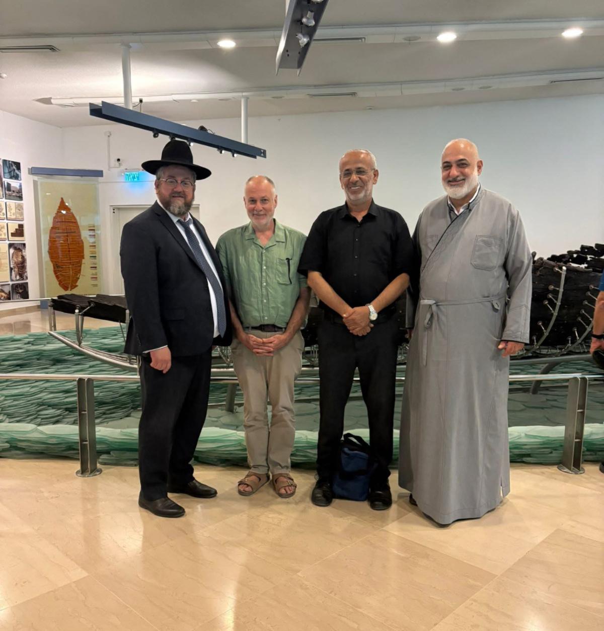 مؤرّخ إسرائيلي يحوّل الدين إلى قوة لبناء السلام في المدن الأكثر انقساماً مؤرّخ إسرائيلي يحوّل الدين إلى قوة لبناء السلام في المدن الأكثر انقساماً