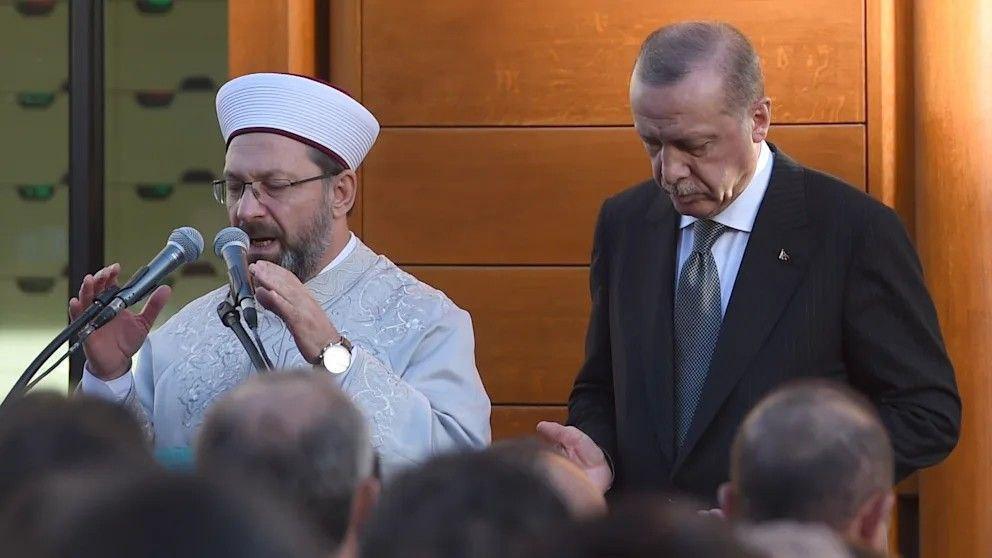 المساجد التركية تمجد «محاربي الله» من حماس المساجد التركية تمجد «محاربي الله» من حماس