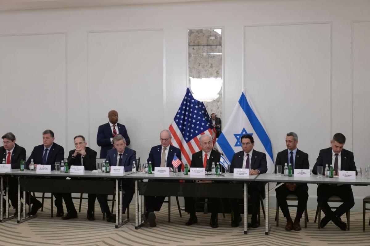 نتنياهو والإنجيليون: حرب السردية على روح الغرب نتنياهو والإنجيليون: حرب السردية على روح الغرب