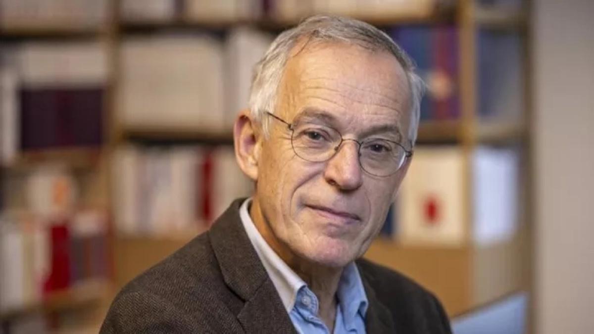 إتيان دو مونتيتي: «ثمّة ضفّة أخرى» بين القرآن والإنجيل إتيان دو مونتيتي: «ثمّة ضفّة أخرى» بين القرآن والإنجيل