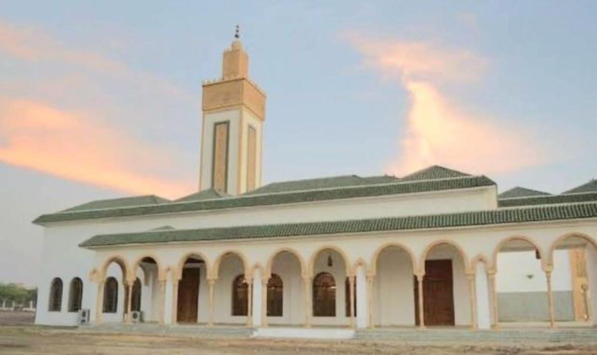 افتتاح مسجد محمد السادس بأنجامينا يعزز الحضور الديني المغربي بإفريقيا افتتاح مسجد محمد السادس بأنجامينا يعزز الحضور الديني المغربي بإفريقيا