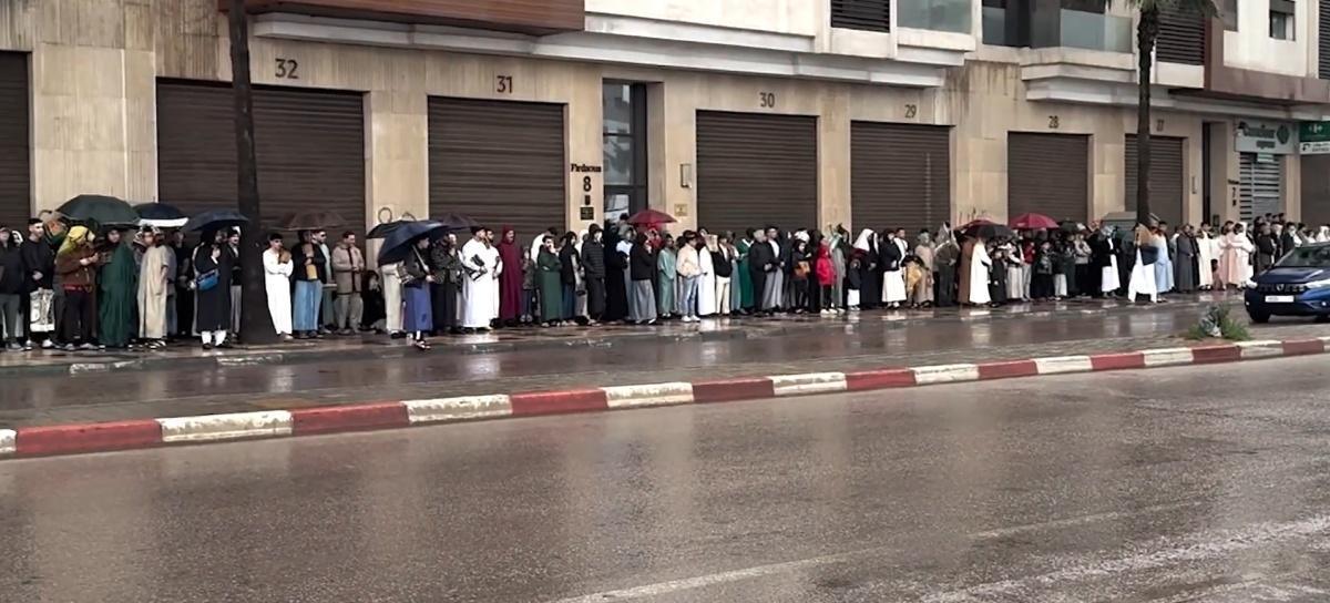 طقوس عيد الفطر تحت المطر في الدار البيضاء