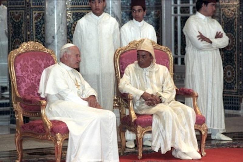 لقاء بالرباط يستعيد زيارة البابا يوحنا بولس الثاني للمغرب عام 1985 لقاء بالرباط يستعيد زيارة البابا يوحنا بولس الثاني للمغرب عام 1985