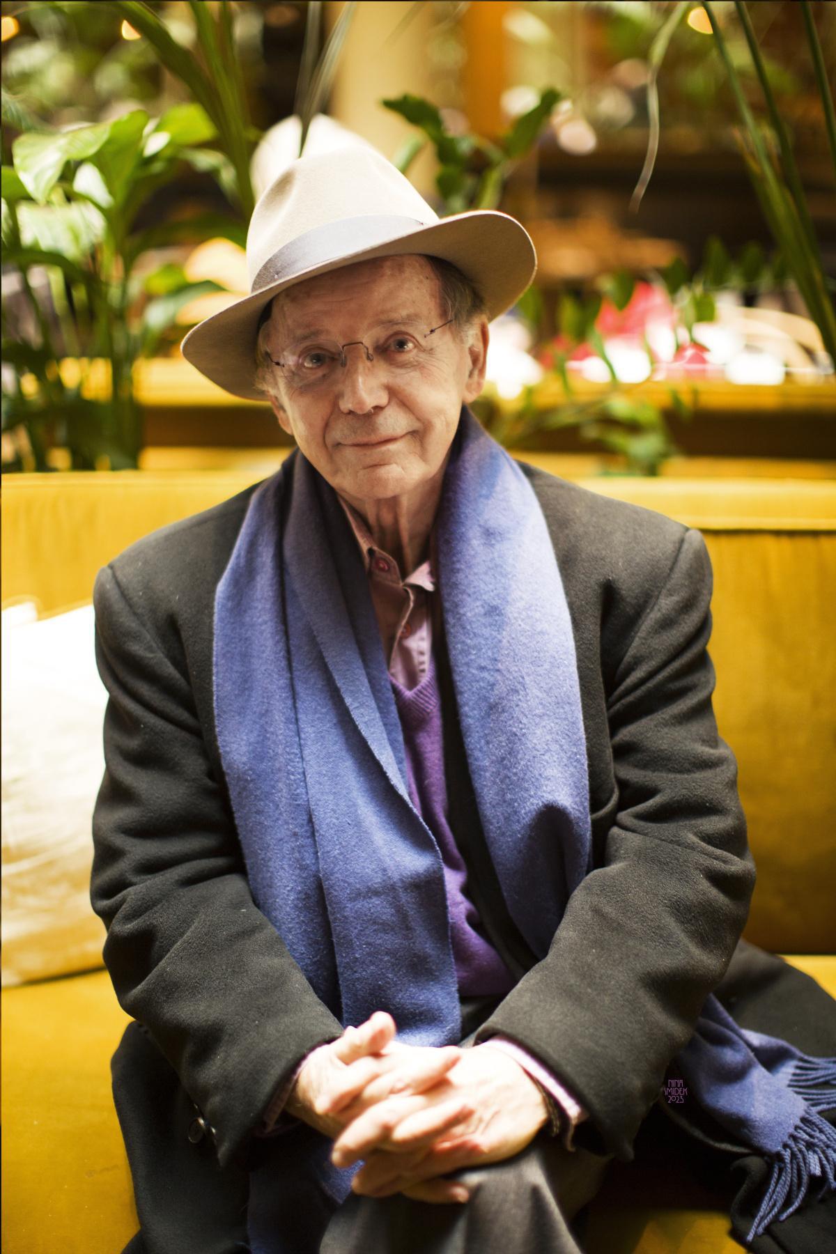 قراءة علمانية للتوراة لمفكر مغربي من مراكش