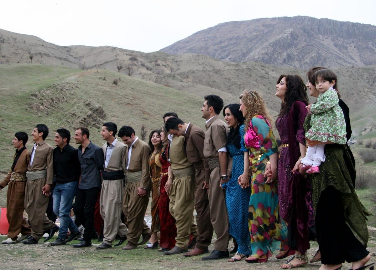 عيد «خُرْداد سال»: ذكرى ميلاد زرادشت بين التقويمات والهوية المزدائية