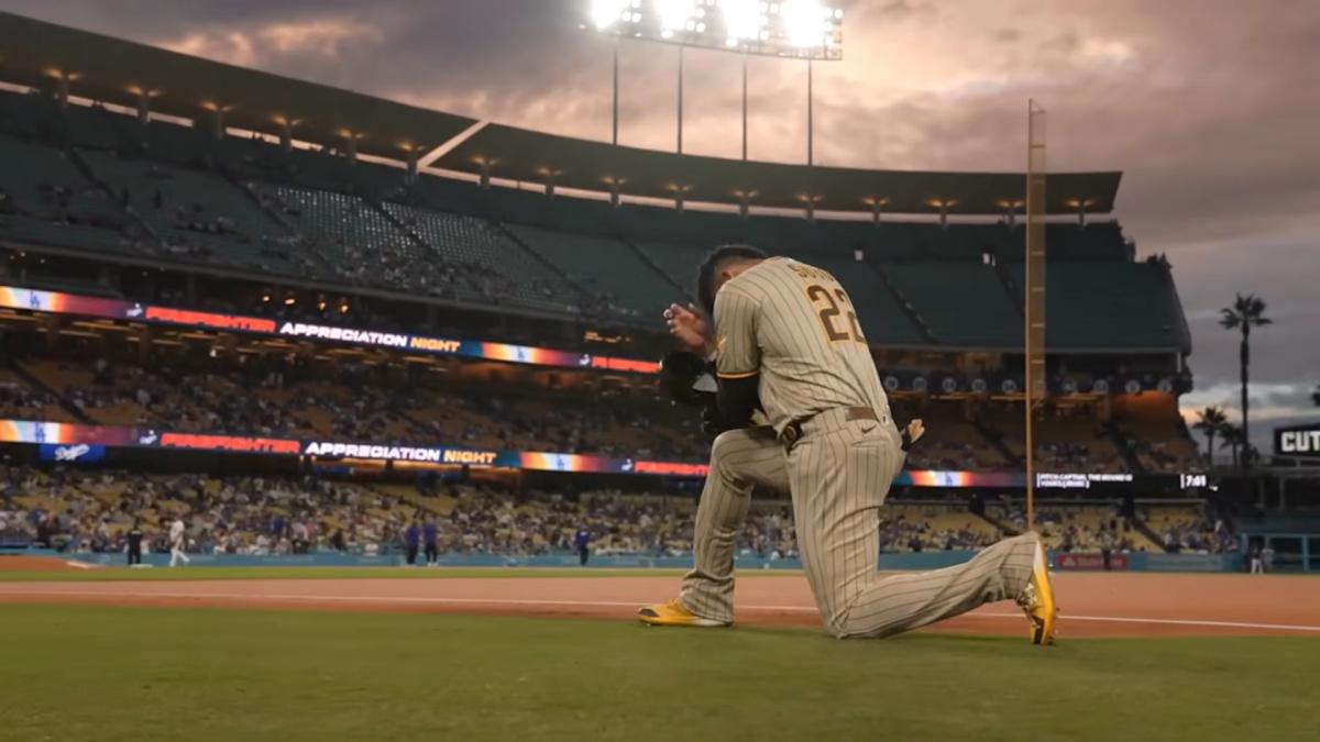 طقوس ومعجزات البيسبول في المخيال الديني الأمريكي طقوس ومعجزات البيسبول في المخيال الديني الأمريكي