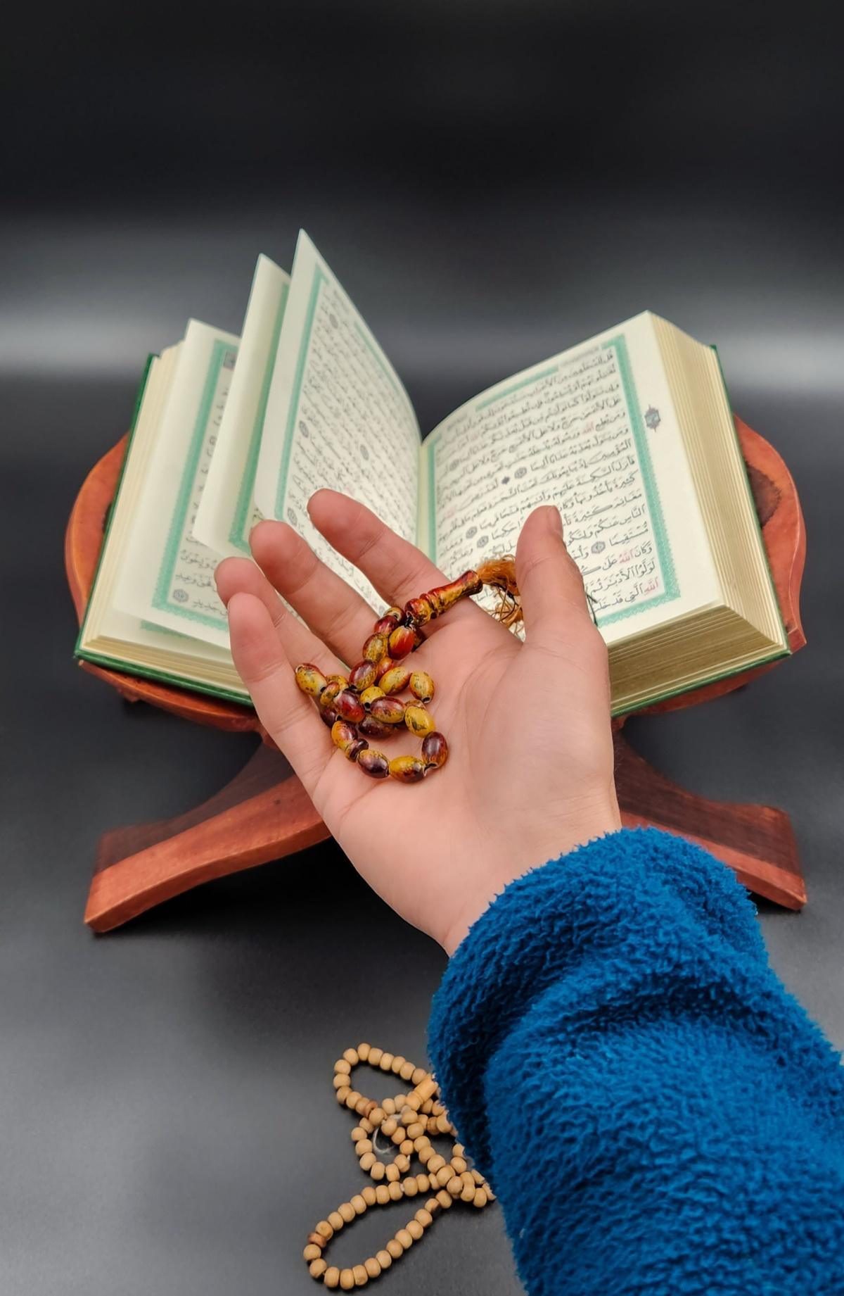 نشرة سُبْحة 90 نشرة سُبْحة 90