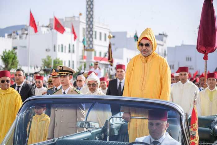 عيد العرش الـ27: أمير المؤمنين يترأس حفل الولاء بالقصر الملكي بتطوان عيد العرش الـ27: أمير المؤمنين يترأس حفل الولاء بالقصر الملكي بتطوان