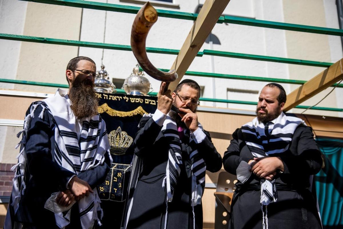 نشرة سُبْحة 130 نشرة سُبْحة 130