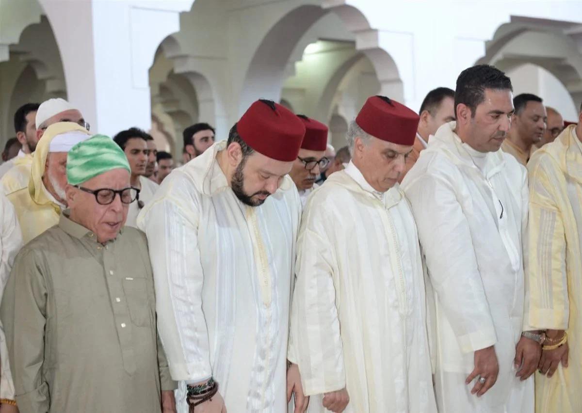 جثمان الدكتورجمال الدين القادرى البودشيش شيخ الطريقة القادرية البودشيشية2