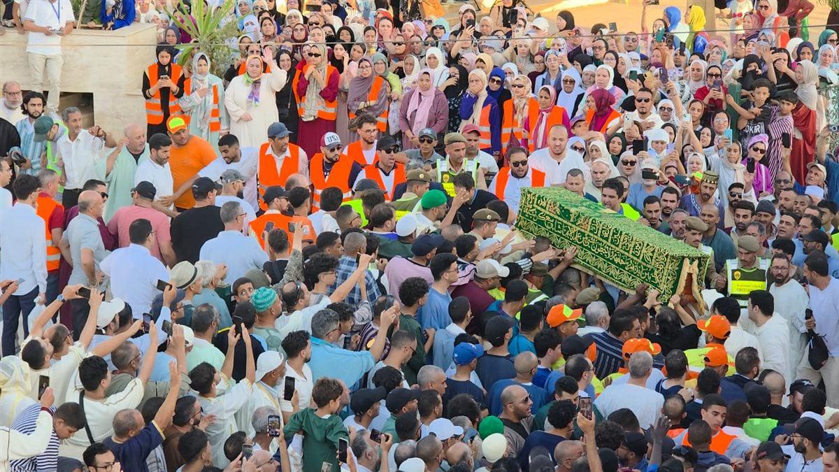 جثمان الدكتورجمال الدين القادرى البودشيش شيخ الطريقة القادرية البودشيشية3