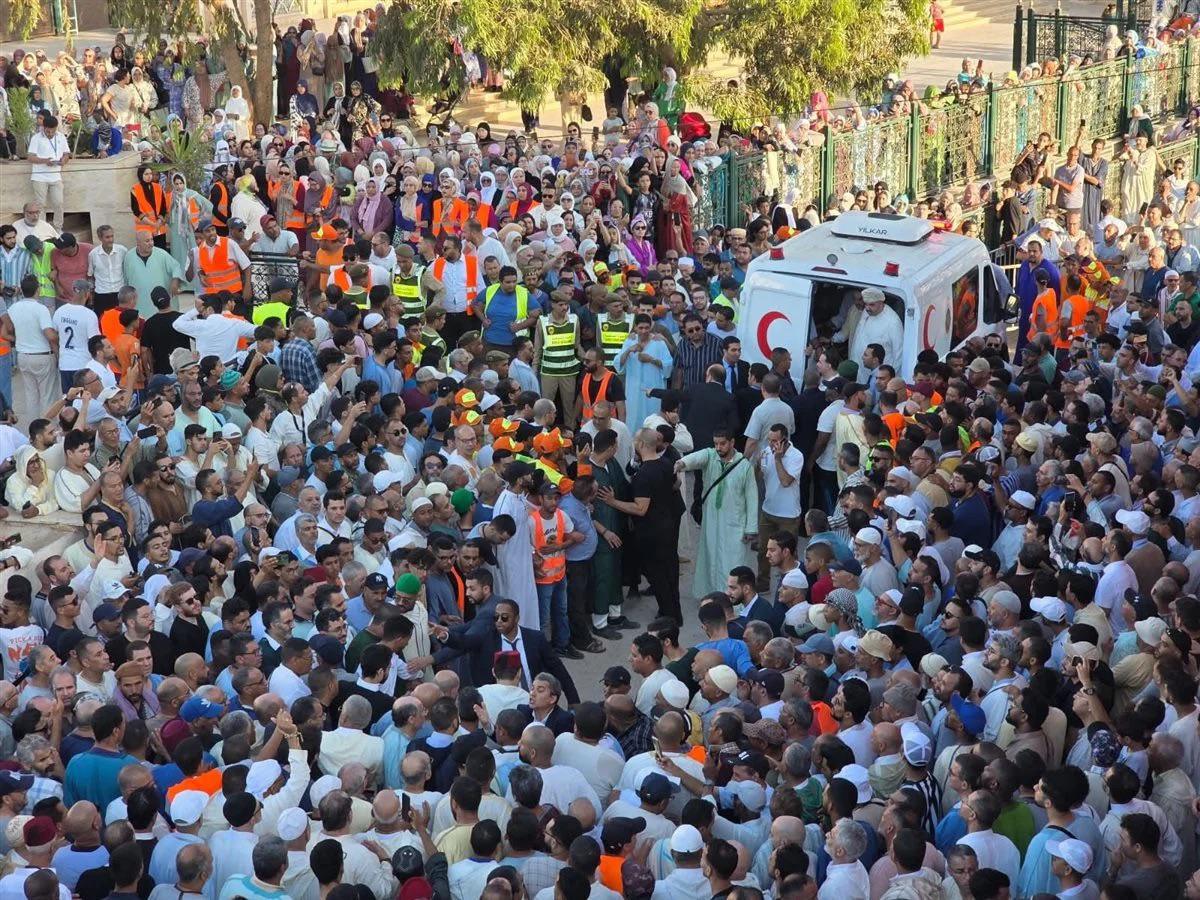 جثمان الدكتورجمال الدين القادرى البودشيش شيخ الطريقة القادرية البودشيشية4