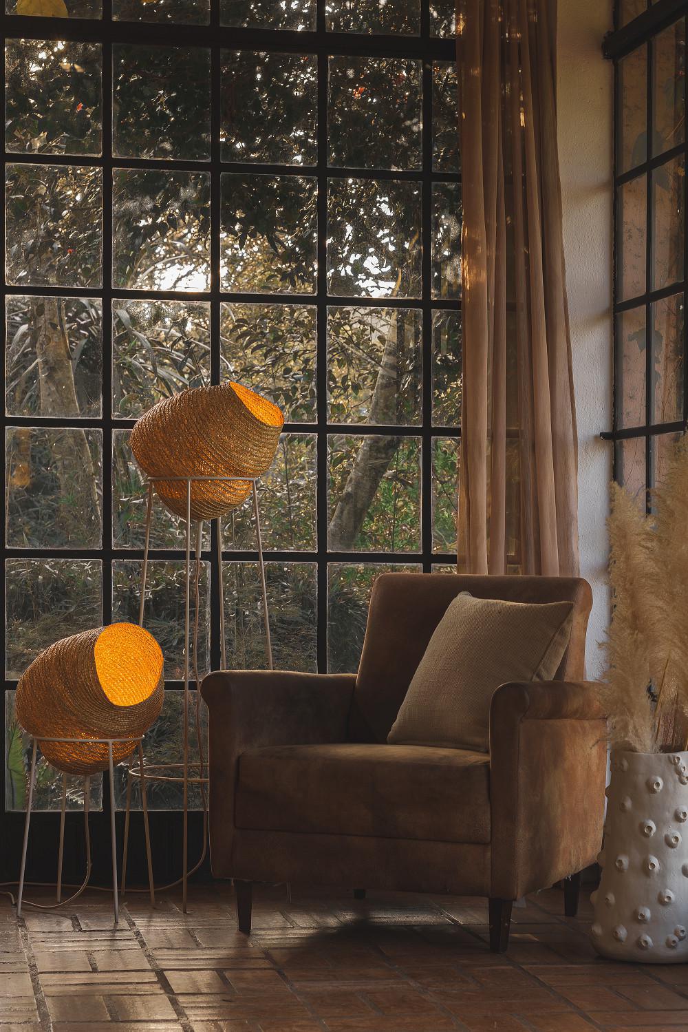 Luminária de Piso DSG Genius Loci Ilum. Difusa Luminária de Piso DSG Genius Loci Ilum. Difusa