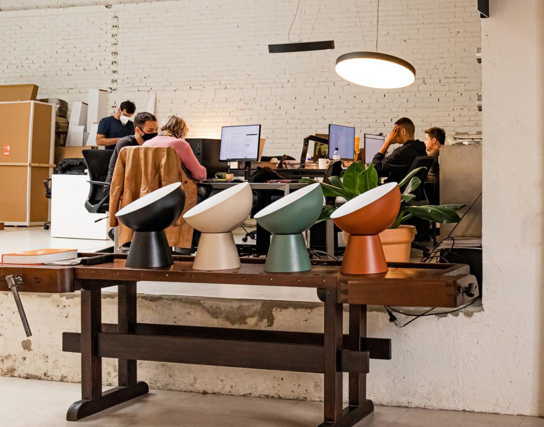 Luminária de mesa DSG Rito 2 Luminária de mesa DSG Rito 2