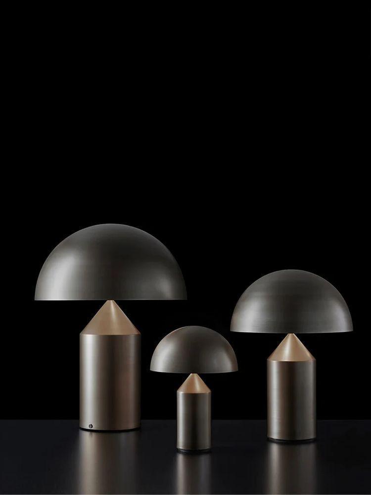 Luminaria de Mesa Oluce Atollo Metal Bronze M