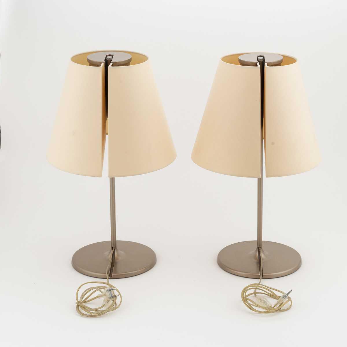 Luminaria de Mesa Artemide Melampo - Design Adrien Gardere Luminaria de Mesa Artemide Melampo - Design Adrien Gardere