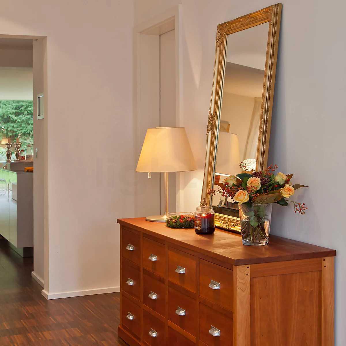 Luminaria de Mesa Artemide Melampo - Design Adrien Gardere Luminaria de Mesa Artemide Melampo - Design Adrien Gardere