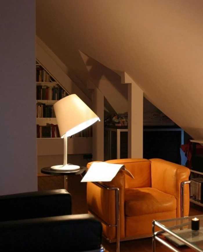 Luminaria de Mesa Artemide Melampo - Design Adrien Gardere Luminaria de Mesa Artemide Melampo - Design Adrien Gardere