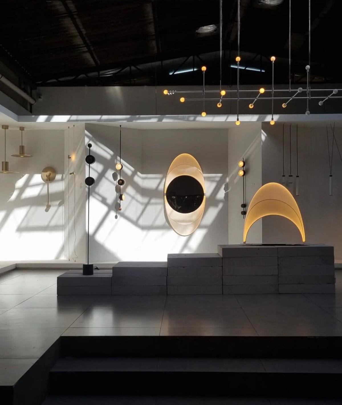 Luminária de mesa DSG Altar Luminária de mesa DSG Altar