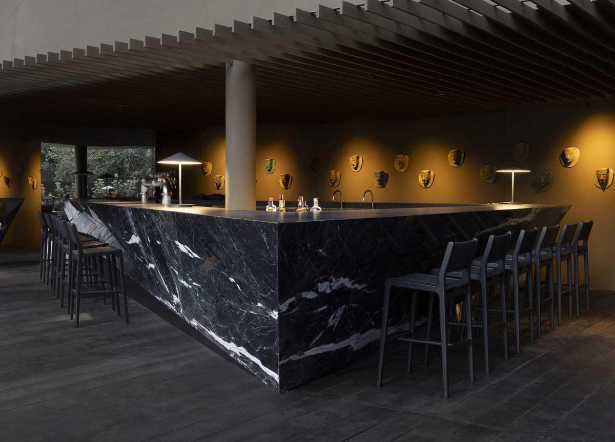 Luminaria de mesa Linha G Tai