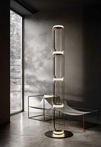 Luminaria de piso Flos Noctambule F4 Low Designed by Konstantin Grcic