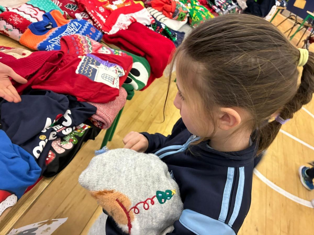 Student Council- Christmas Market! 