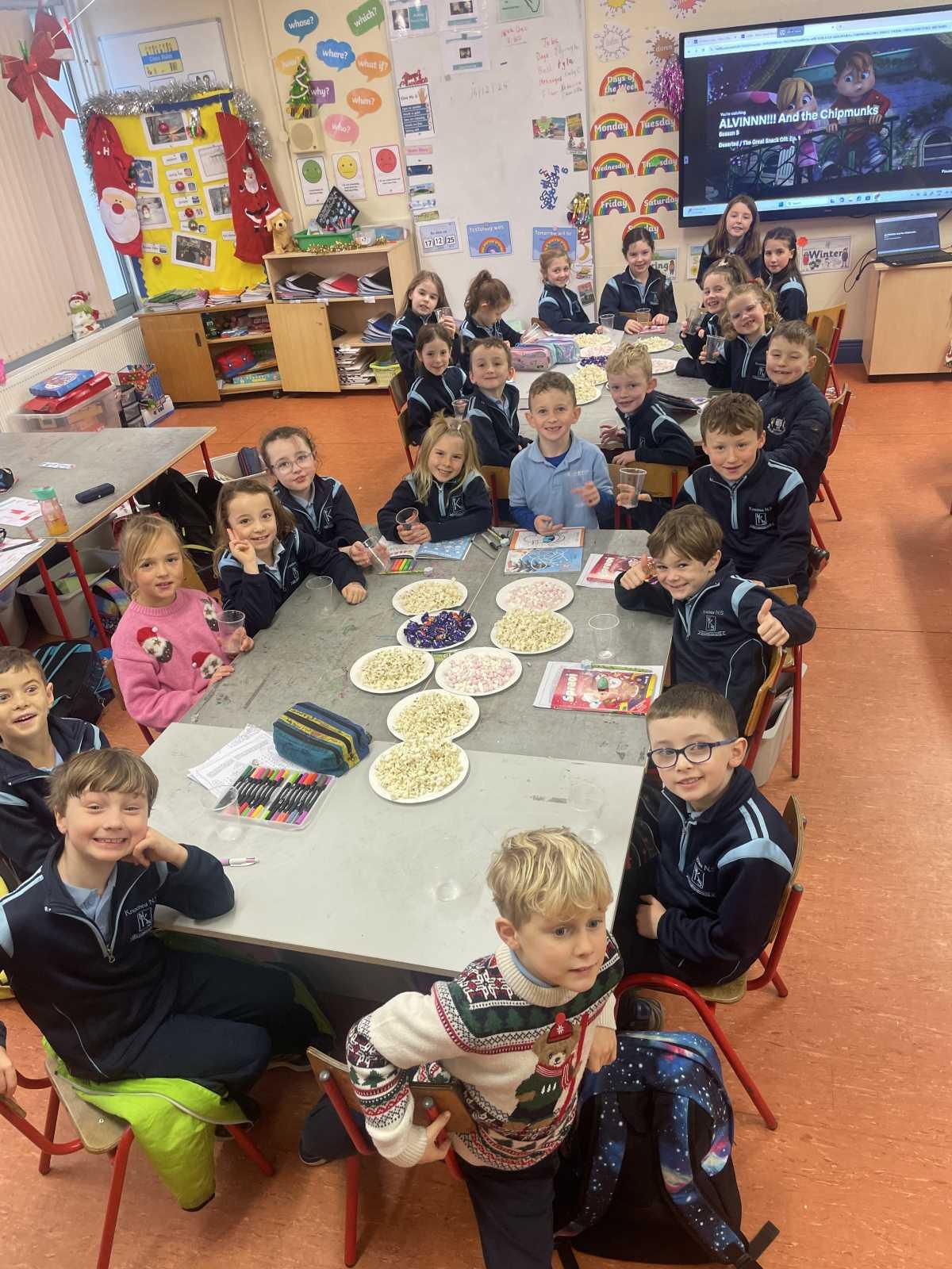 Hot Chocolate & Popcorn Surprise! 