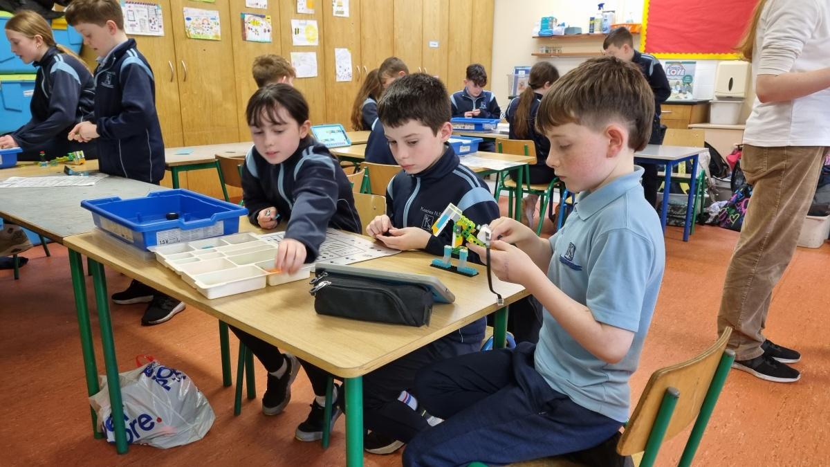 5th Class Lego Robotics 5th Class Lego Robotics