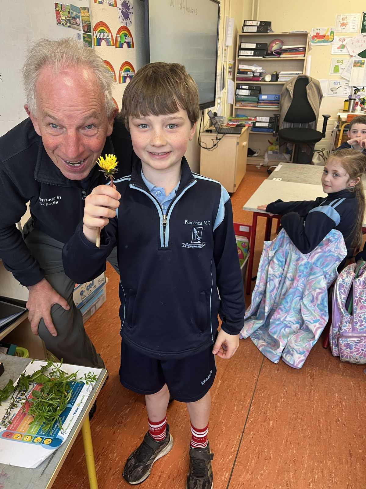 Geoff Hunt -Heritage in Schools Visit -WildFlowers 