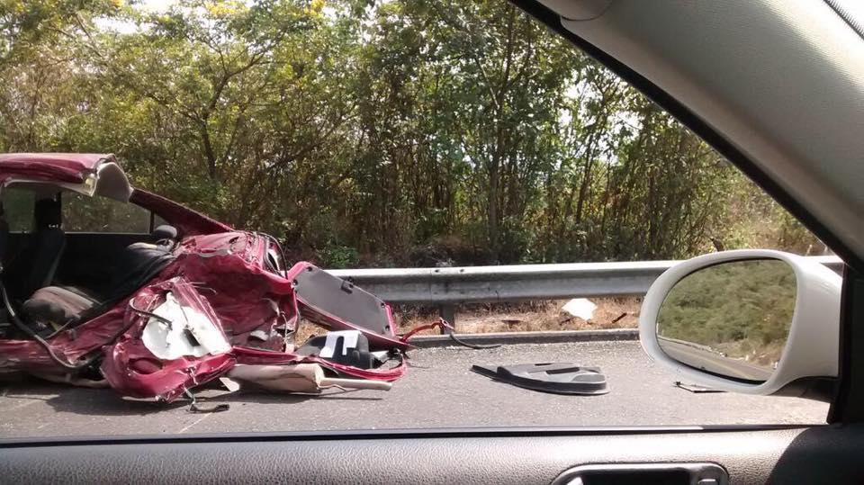 Accidente fuerte en vía rápida Tuxtla - San Cristóbal.