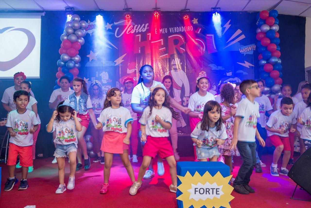 7D6408FB-4559-4CEF-AFAE-2414674EE6EC