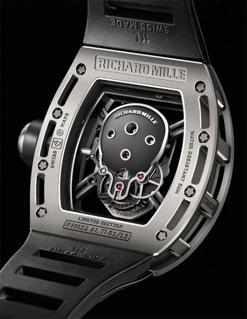 Richard Mille Tourbillon RM 052 Skull la mort dans le tourbillon