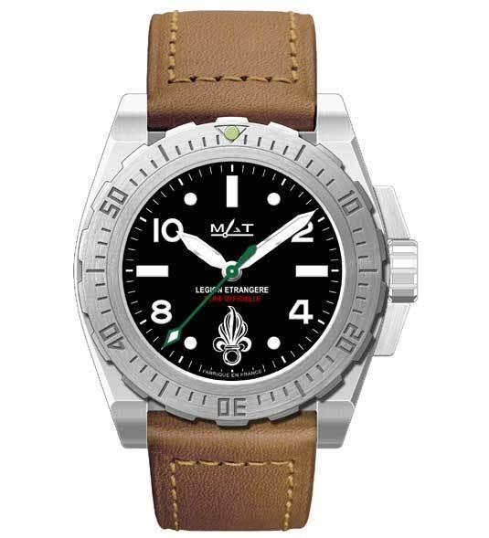 Montre avec symbole de puissance 5382890-8030815